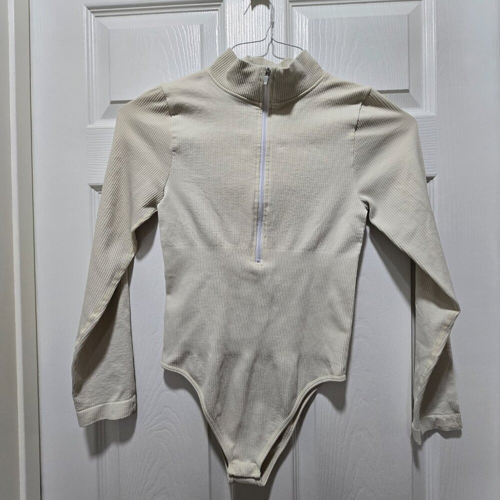 OQQ Ribbed Body Suit Large Beige Zip Up Spandex Long Sleeve Lightweight